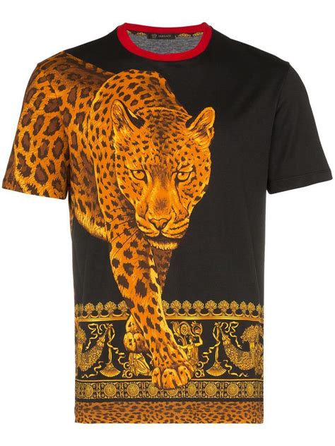 versace signature wild print t shirt price|Men's Versace T.